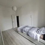 Appartement très lumineux porte de Saint-Cloud - F3 avec suite parentale